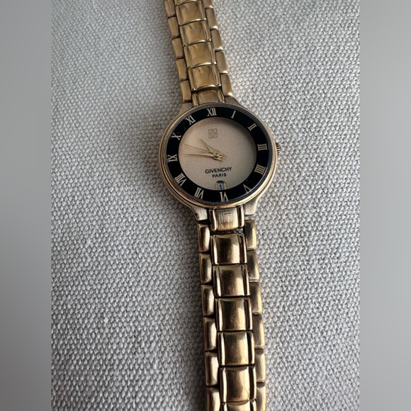 Givenchy Watch - Picture 2 of 5